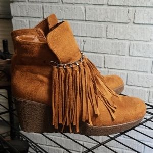 Pierre Dumas womens booties